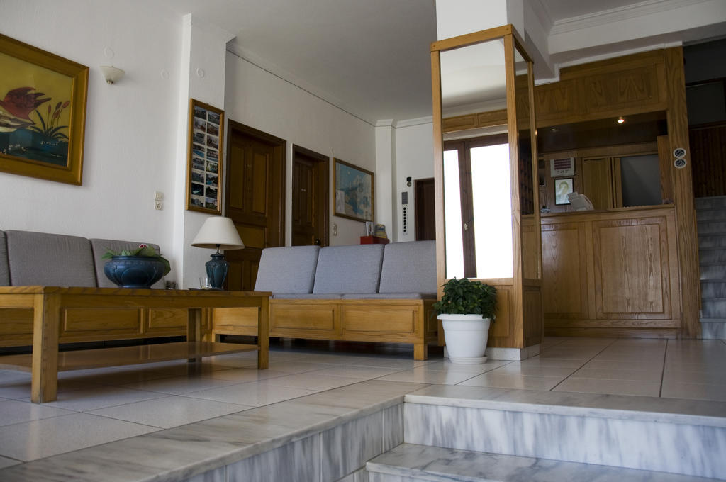 Hotel Christina Скиатос Екстериор снимка
